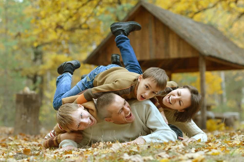5 Family Photo Pose Tips and Ideas